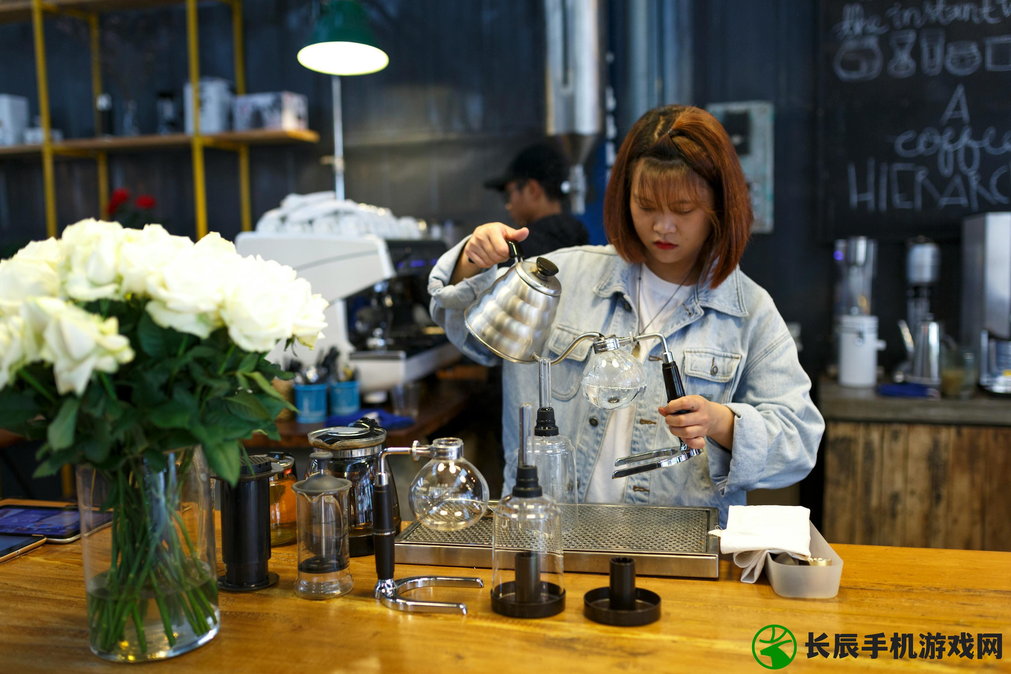 (男人刻意让女人得知他积极参与相亲,有何深意)男人刻意让女人得知他积极参与相亲，有何深意？